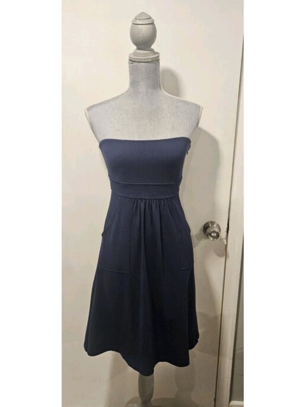 J.Crew Size 2 Navy Blue Strapless Mini Dress Pockets